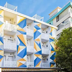 https://hotel-trevi.riccione-hotels.org